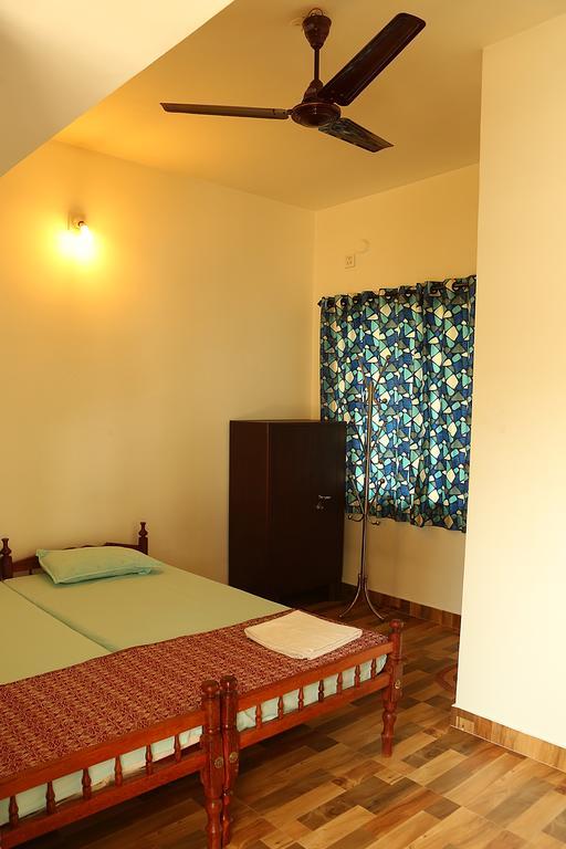 Heather Home Stay Kochi Room photo